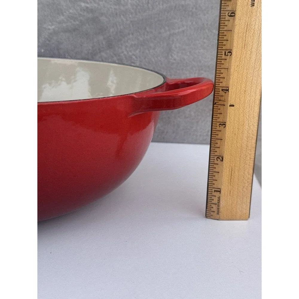 Le Creuset new open